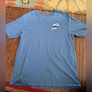 Men’s Patagonia tshirt. Medium.